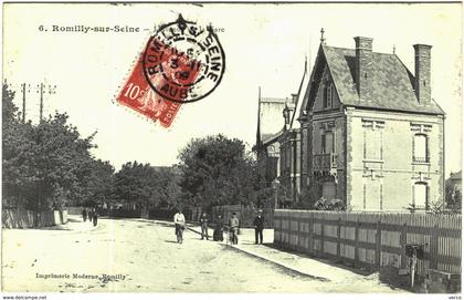 Carte Postale Ancienne de ROMILLY SUR SEINE-Avenue de la Gare