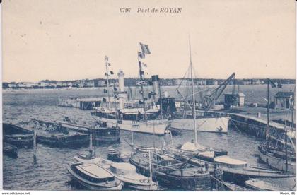 17 - ROYAN - CÖTE D'ARGENT  - LE PORT - BATEAU DE PECHE NAVIRE DE TRANSPORT VEDETTE PENICHE