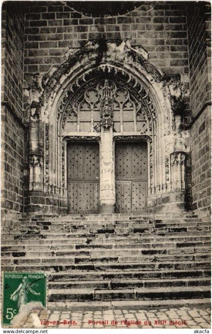 CPA ROZAY-en-BRIE Portail de l'Eglise (1299045)