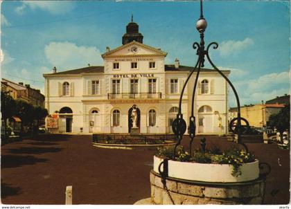 CPM RUFFEC L'Hotel de Ville (1169075)