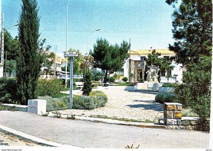 Carte POSTALE Ancienne de SAINT - AYGULF / Monument au morts