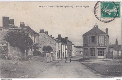 SAINT-FLORENT-des-BOIS (85) Rue de l'église