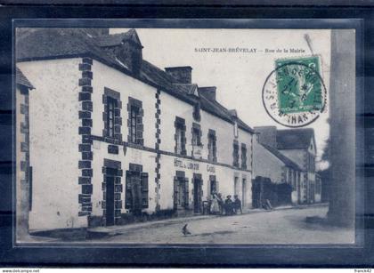 56. saint jean brévelay. rue de la mairie