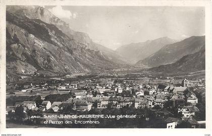 CPSM Saint-Jean-de-Maurienne Vue générale et Perron des Encombres