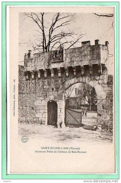 86 - SAINT JULIEN L'ARS -- Ancienne Porte.....