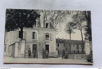 Saint Maixent l'Ecole, l'entrée de l'école militaire par la rue basse du château, Deux Sèvres 79