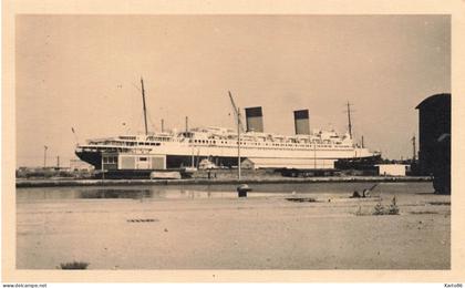 st nazaire * le bateau paquebot " ILE DE FRANCE " ile de france ? * photo ancienne 13.5x8.5cm * liberté ?