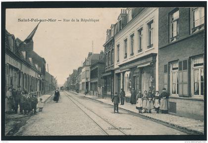 SAINT POL SUR MER - Rue de la République