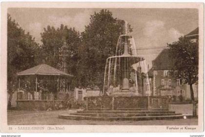 CPA SARRE UNION - Fontaine et Kiosque - Photo Kraemer , Sarre-Union n°53