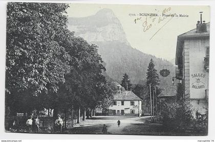 SCIONZIER HAUTE SAVOIE PLACE DE LA MAIRIE