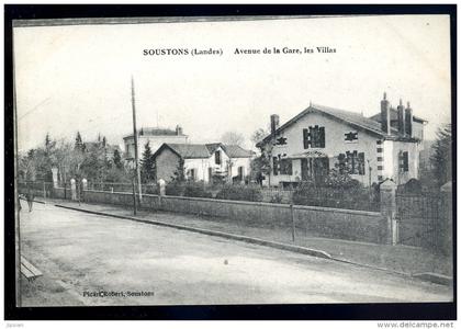 Cpa du 40 Soustons Avenue de la Gare , les Villas (1)    JA15 36