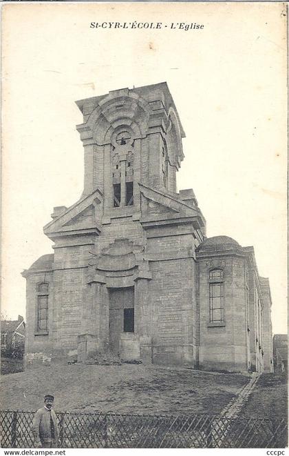 CPA Saint-Cyr-L'Ecole l'Eglise