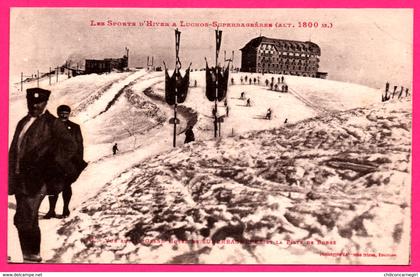 Sports d'hiver Luchon Superbagnères - Vue sur le grand Hôtel de Superbagnères et la piste de Bobbs - Animée - LABOUCHE F