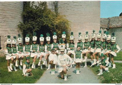 Surgères Majorettes "L'Espérance de Boisse" majorettes