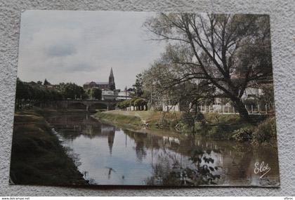 Cpm 1982, Tartas, le pont et l'église, Landes 40