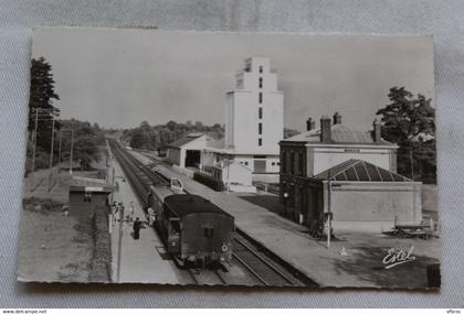 Cpsm 1962, Tillieres sur Avre, la coopérative agricole et la gare, Eure 27