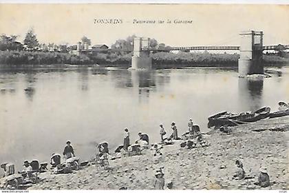 CPA Tonneins Panorama sur la Garonne