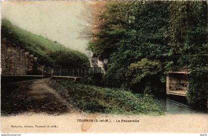 CPA TOURNAN-en-BRIE La Passerelle (1298895)