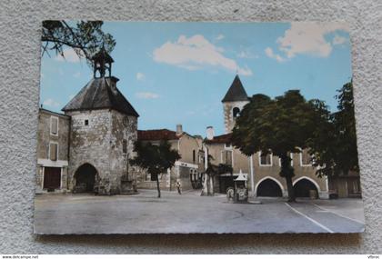 Cpm, Tournon d'Agenais, la place et la mairie, Lot et Garonne 47