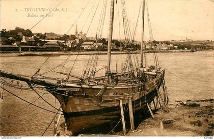 tréguier * bateau au port