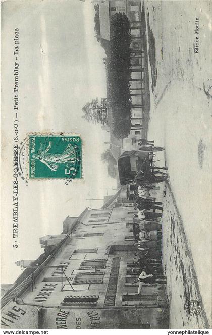 93 - Seine Saint Denis - TREMBLAY EN FRANCE - 933701 - petit Tremblay - la place