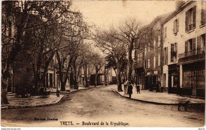 CPA TRETS Boulevard de la Republique (1290269)