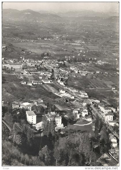 CPSM Tullins - vue aérienne sur la ville et Fures