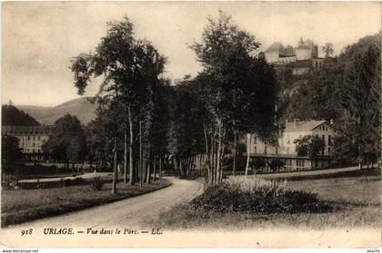 CPA URIAGE - Vue dans le Parc (272861)