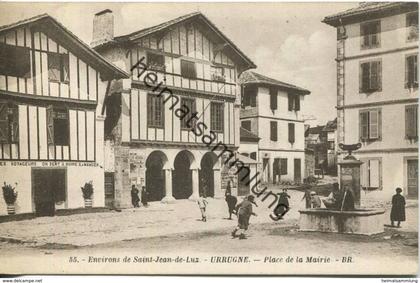 Urrugne - Place de la Mairie