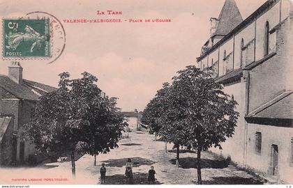 Valence d'Albigeois - Place de l'eglise  -  CPA °J