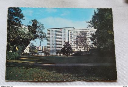 Cpm 1978, Vanves, le parc, Hauts de Seine 92