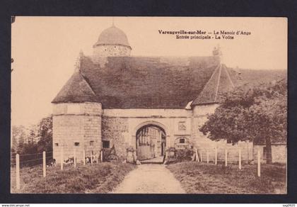 VARENGEVILLE SUR MER- Le Manoir d'Ange-Entrée principale-La Voute