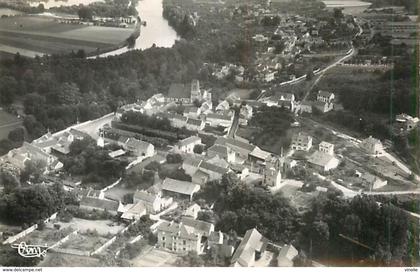 D-18-1781 : VAUREAL. VUE AERIENNE.