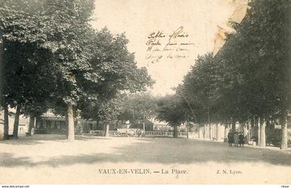 VAUX EN VELIN(HOTEL RESTAURANT)