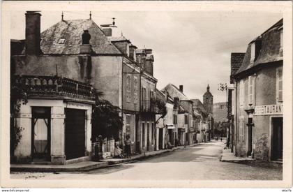 CPA VAYRAC - Rue d'Uxellodunum (122946)