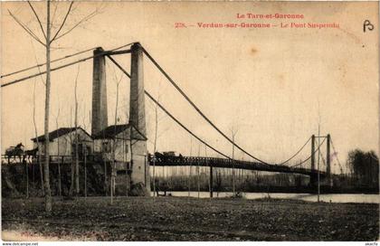 CPA VERDUN-sur-Garonne Le Pont Suspendu (614873)