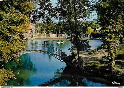 91 - Verrières le Buisson - Le lac - Cygnes - Carte Neuve - CPM - Voir Scans Recto-Verso