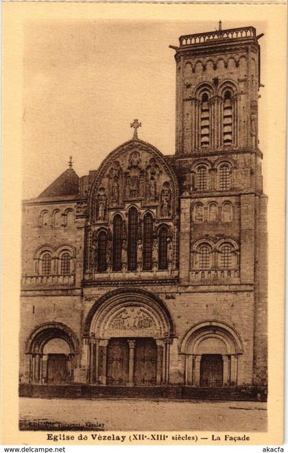 CPA Vezelay - Eglise de Vezelay - La Facade FRANCE (961001)