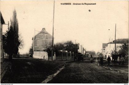 CPA VIARMES - Avenue de Royaumont (290407)