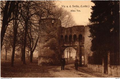 CPA AK VIC-sur-SEILLE - VIC a. d. SEILLE - Altes Tor (387791)