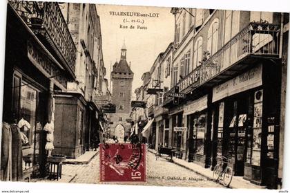 CPA VILLENEUVE-sur-LOT-Rue de Paris (263992)