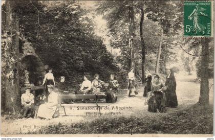 CPA Sanatorium de VILLEPINTE - Un Coin du Parc (44542)