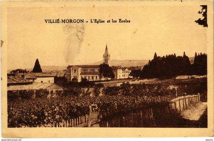 CPA Villie-Morgon - L'Eglise et les Ecoles (1036587)