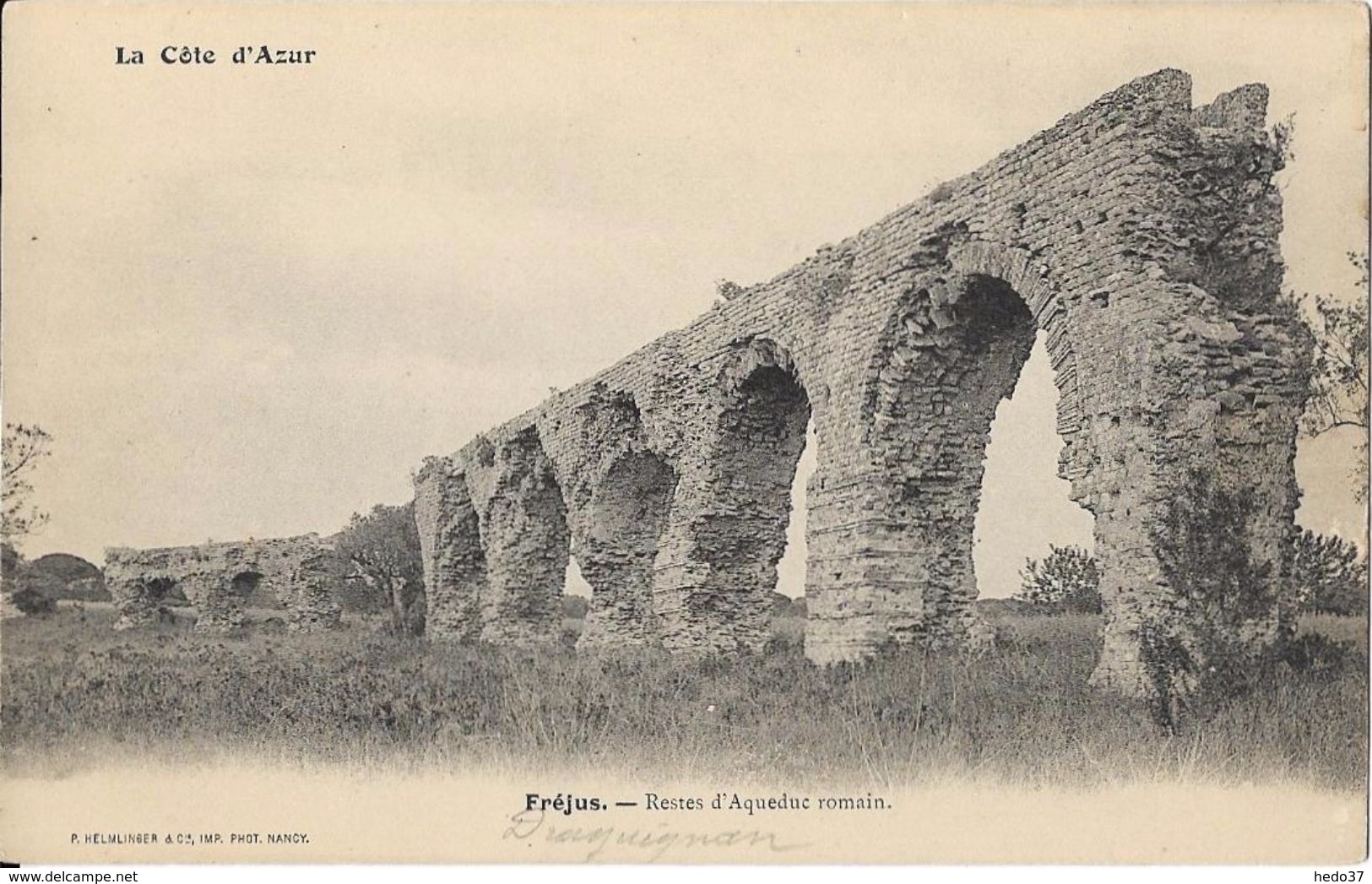 Fréjus - Restes d'Aqueduc romain