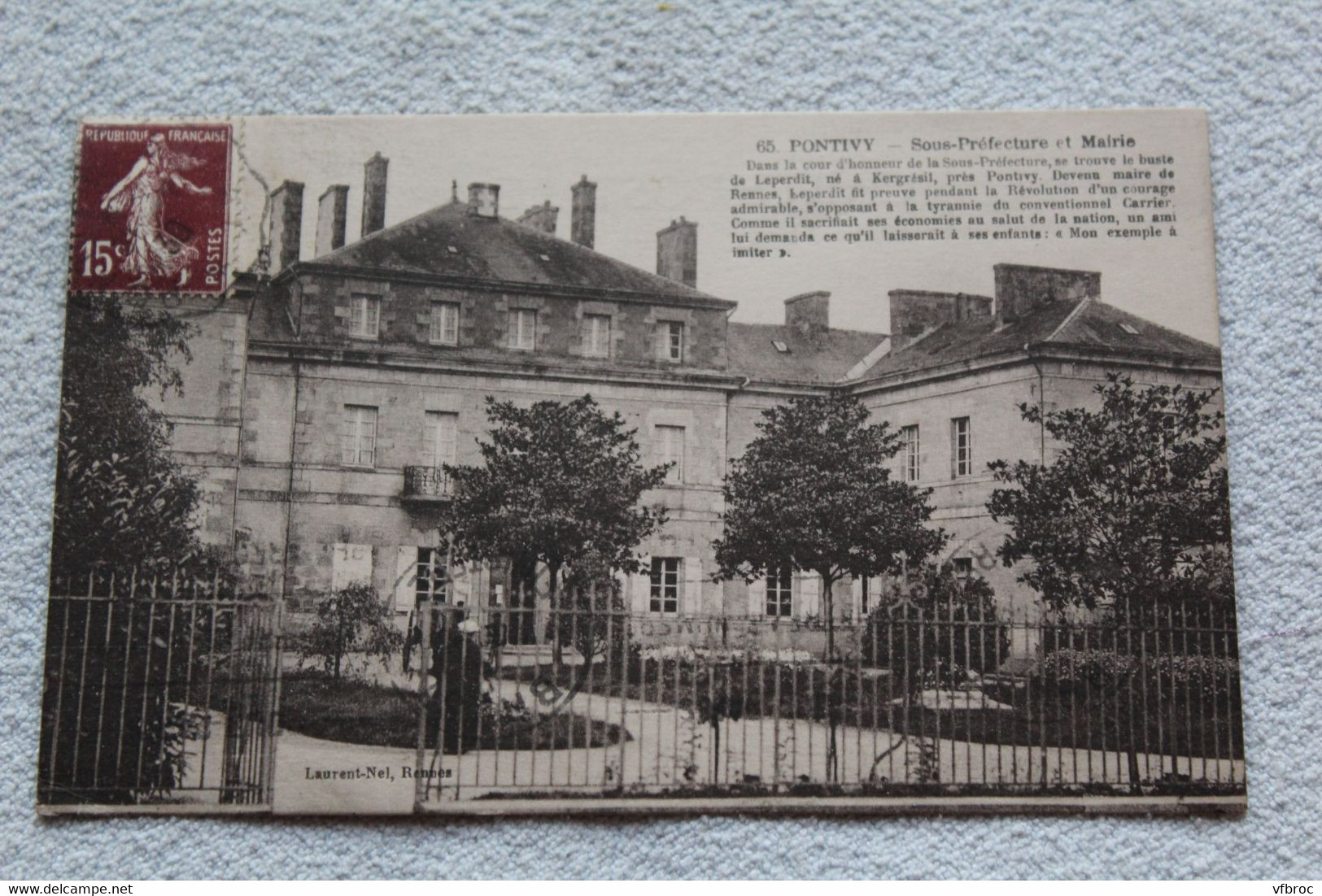 G114, Pontivy, sous préfecture et mairie, Morbihan 56