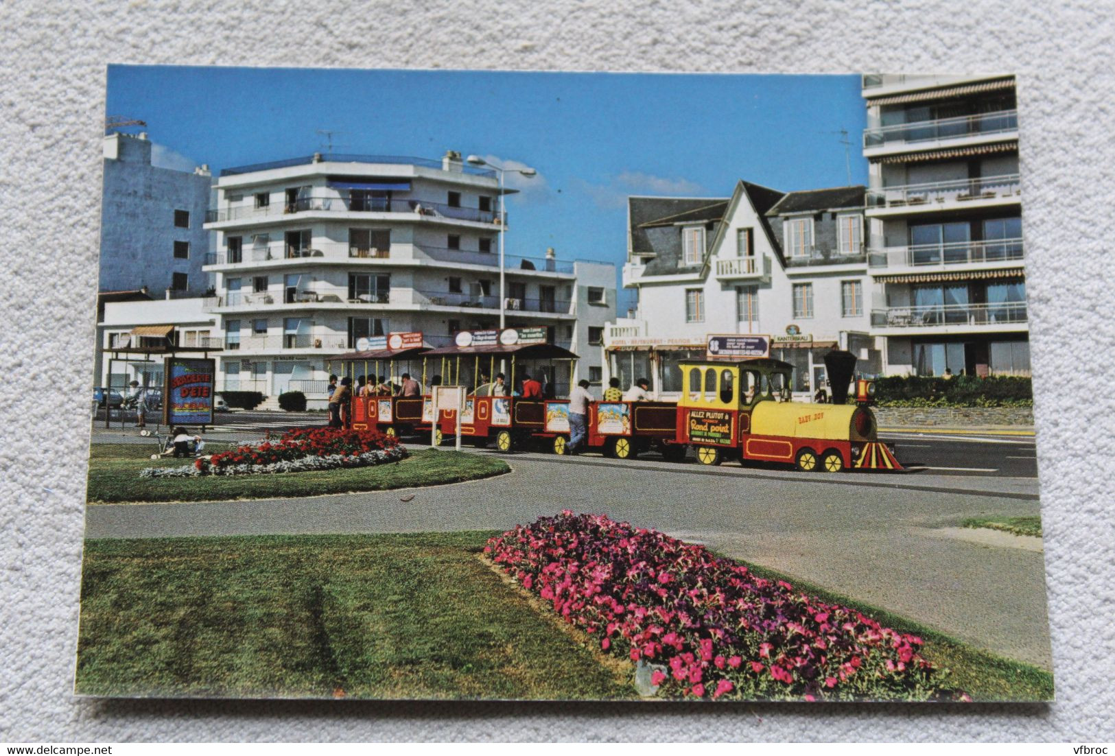 G695, Cpm, Pornichet, boulevard des Océanides, Loire atlantique 44