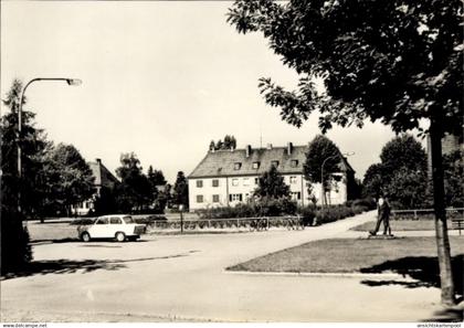 CPA Blankenfelde in Brandenburg, Karl Liebknecht Platz, Trabant