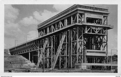 Niederfinow - Schiffshebewerk gel.1938 Hoheitszeichen an der Stirnseite