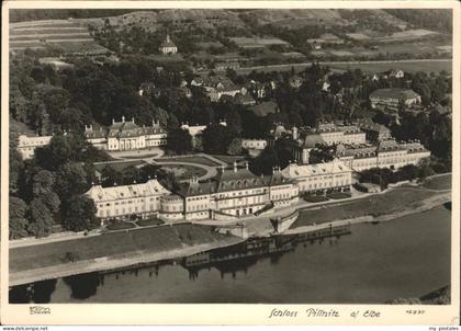 71484920 Pillnitz Schloss Pillnitz Elbe Fliegeraufnahme Pillnitz