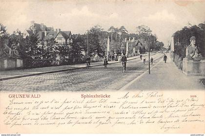 Grunewald (BE) Sphinxbrücke Radfahrer